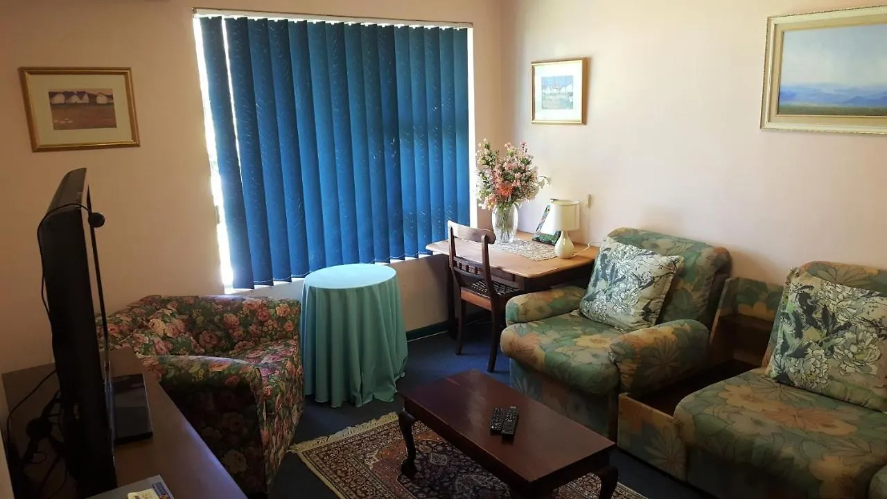 Durbanville Place - 3 Bedroom Apartment 0*,